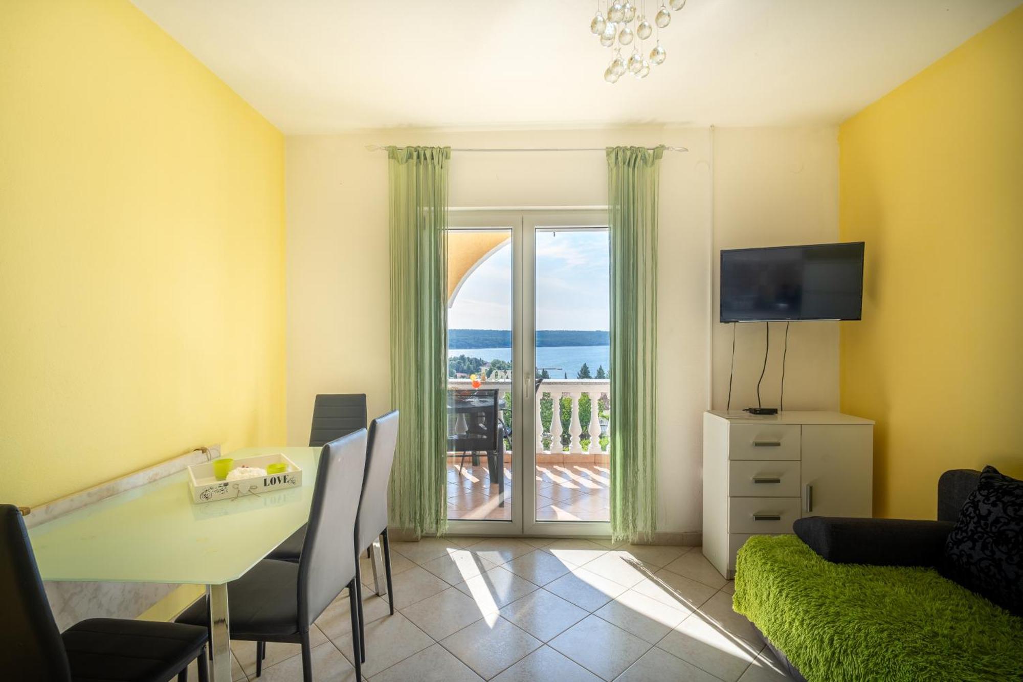Apartments Milic Gornji Karin Rum bild